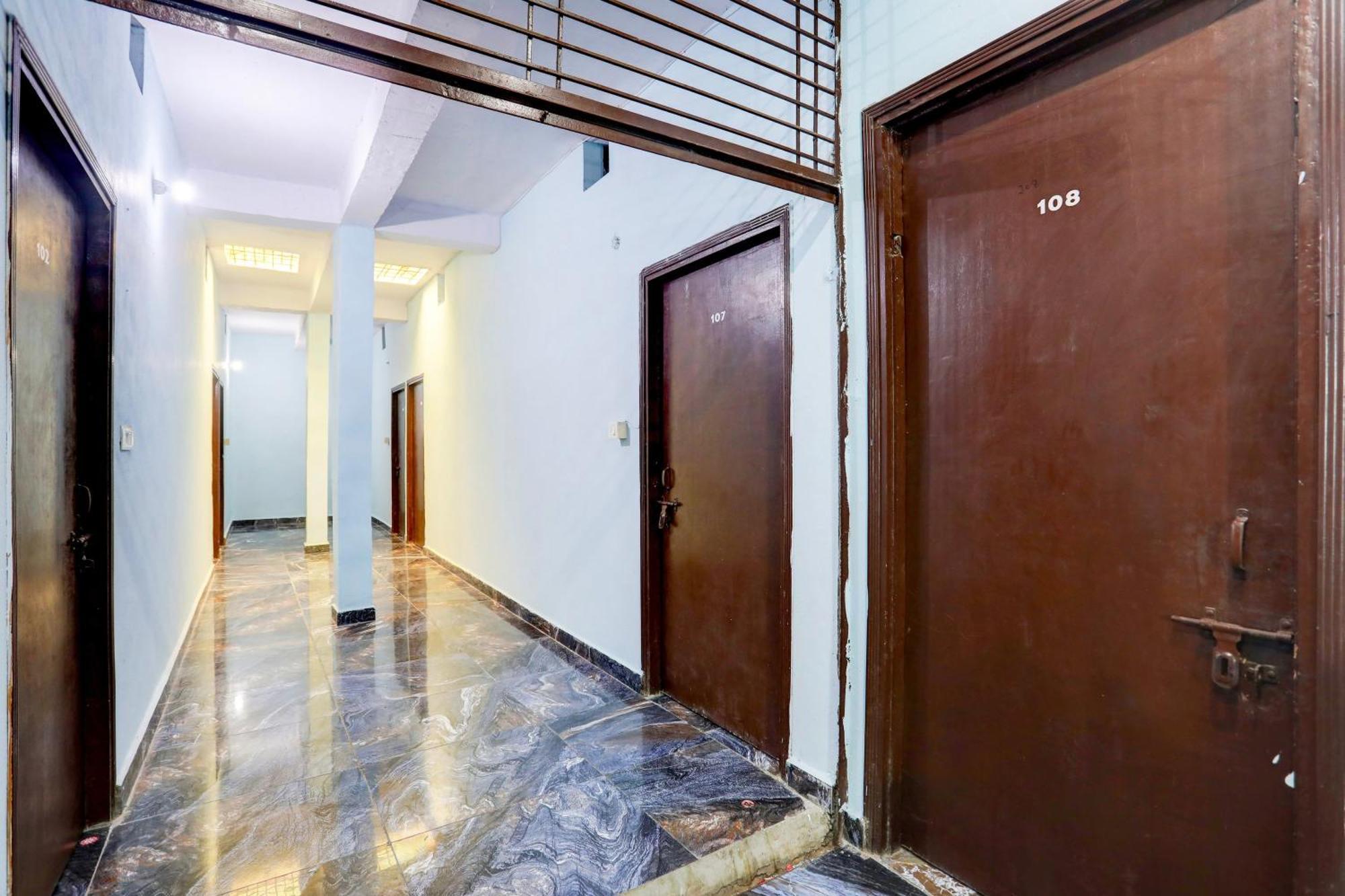 Spot On New Diamond Guest House Rudrapur Dış mekan fotoğraf